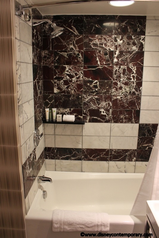 Shower - Tower Room 4428